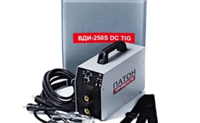 Зварювальний інвертор Патон ВДІ-250P Зварювальний інвертор Патон ВДІ-250P