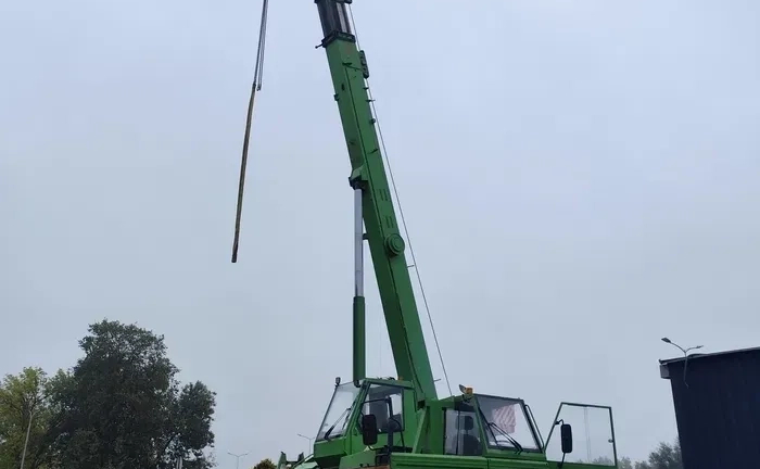 Послуги Автокрана 35 тонн, Стріла 31 метр: Монтажні та Будівельні Роботи Будь-якої Складності!