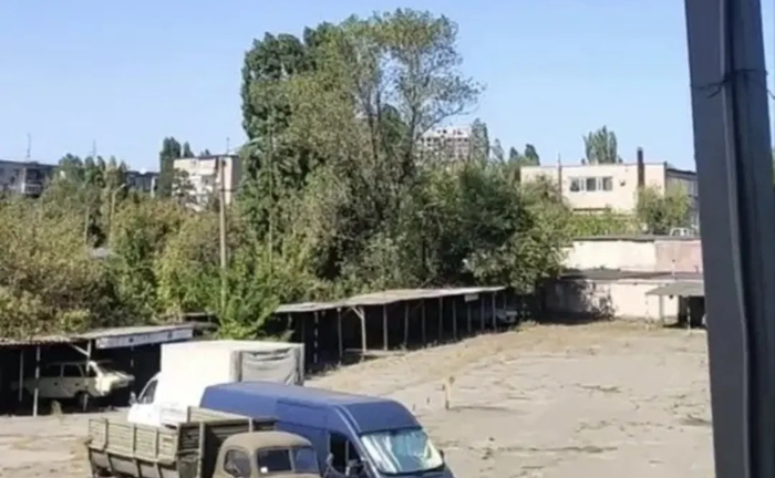 Автостоянка з відеоспостереженням та охороною