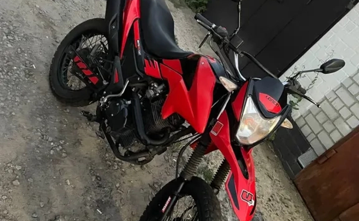 Мотоцикл: Loncin pruss 200 , якість та надійність Мотоцикл: Loncin pruss 200 , якість та надійність