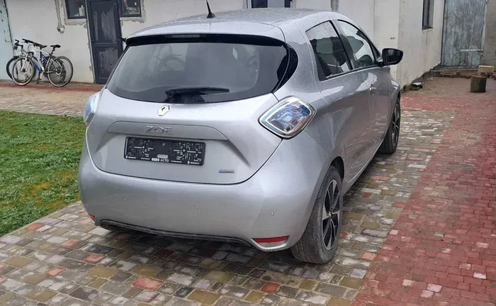 Електромобілі Renault Zoe intense 2018 та 2016 років
