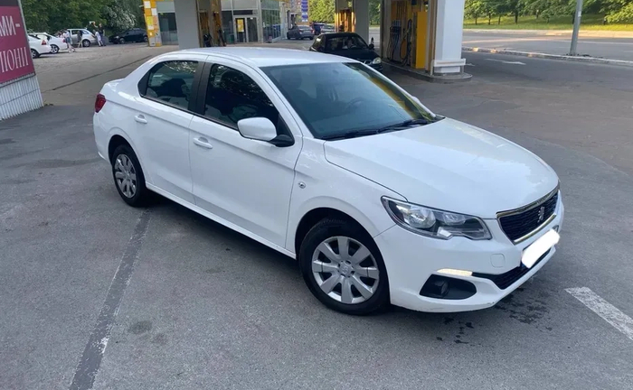 Авто Peugeot 301 під таксі !!!