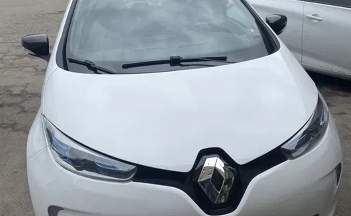 Авто Renault Zoe 5тис 300км запас 40kwt 2019 рік Авто Renault Zoe 5тис 300км запас 40kwt 2019 рік
