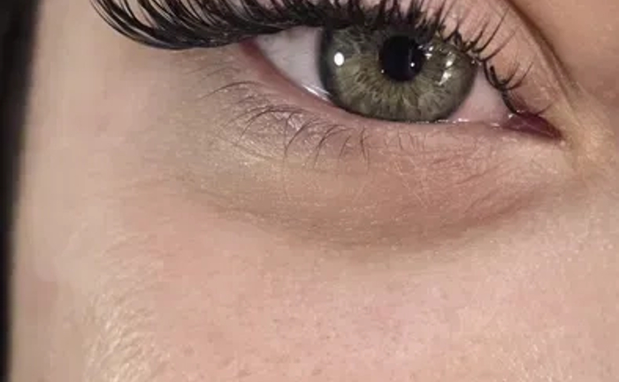 Нарощення вій від 400 грн! фарбування та ламінування брів.