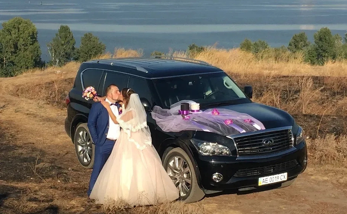 Авто на весілля, VIP зустрічі. Infiniti Авто на весілля, VIP зустрічі. Infiniti