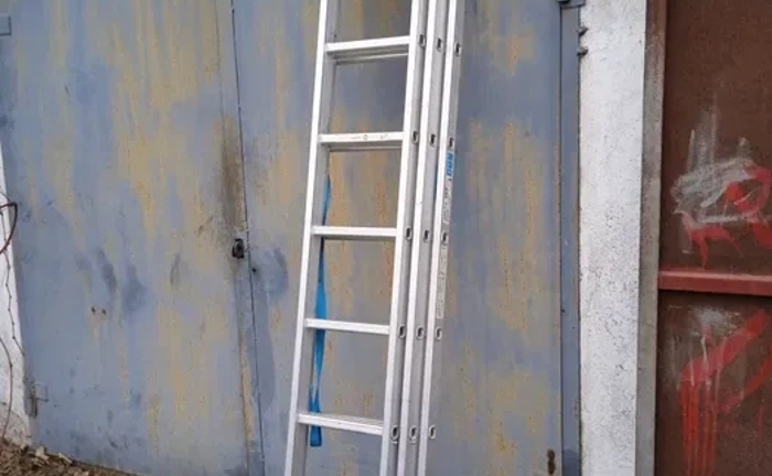 Драбина 3-секційна універсальна Delta Драбина 3-секційна універсальна Delta