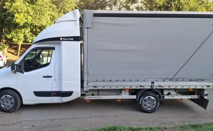 Вантажні перевезення гідроборт