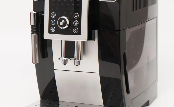 Кавомашина DeLonghi ECAM — повний автомат Кавомашина DeLonghi ECAM — повний автомат