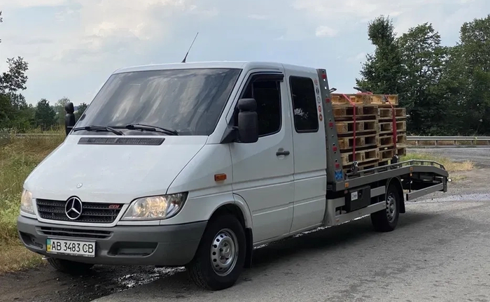 Послуги евакуатора по всій Україні 24/7