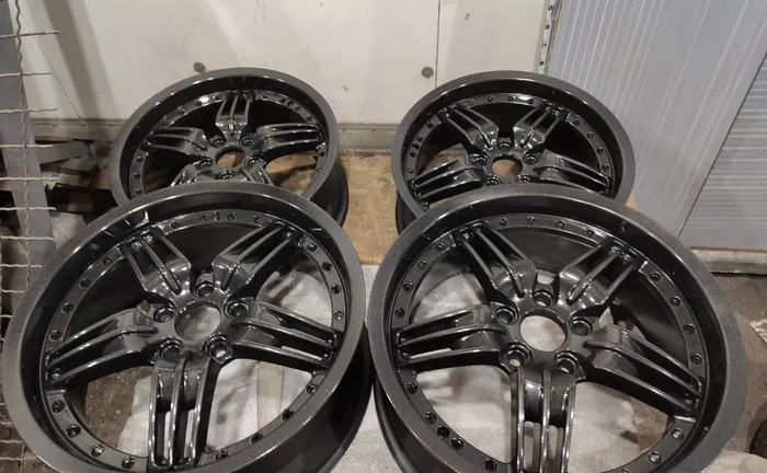 Піскоструй та порошкове фарбування дисків, супортів, велосипедних рам 650 грн.