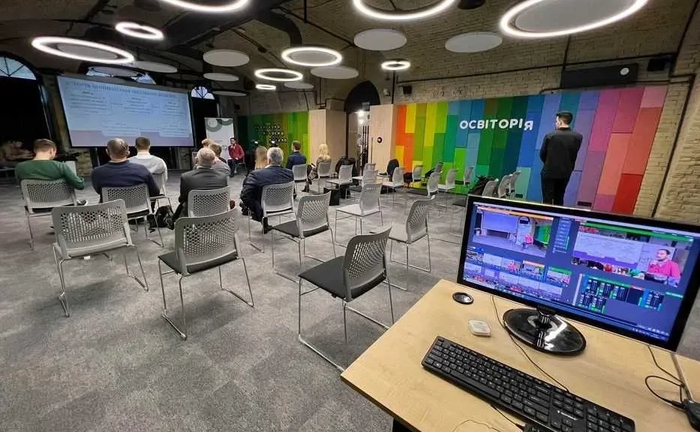 Онлайн трансляція Youtube, Facebook, Zoom / ФОП 3 група