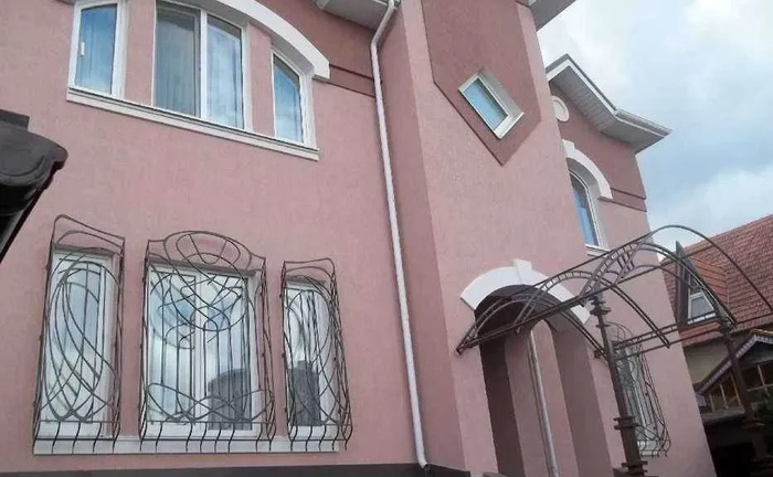 Професійне утеплення фасадів будь-якої складності.