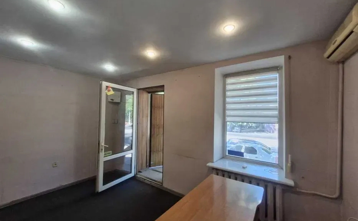 Фасадне приміщення у центрі -Прохорівськівська від власника Фасадне приміщення у центрі -Прохорівськівська від власника