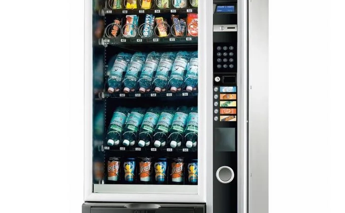 Snakky Max — Автоматизований сервіс