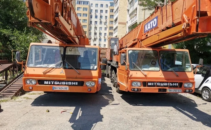 Автокран 25-50-70-100-150-200 тонн Автокран 25-50-70-100-150-200 тонн
