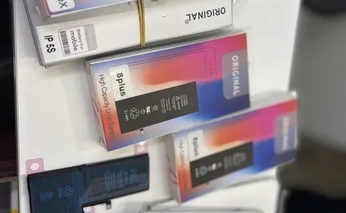 АКБ Заміна батареї Акумулятор на iPhone АКБ Заміна батареї Акумулятор на iPhone