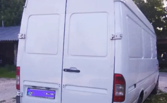 Спеціалізовані експрес-доставки та вантажоперевезення Sprinter: ваш вантаж прибуде точно вчасно. Спеціалізовані експрес-доставки та вантажоперевезення Sprinter: ваш вантаж прибуде точно вчасно.