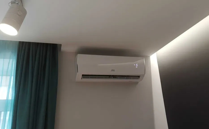 Встановлення (закладання) магістралі для кондиціонера. Штроба без пилу. Встановлення (закладання) магістралі для кондиціонера. Штроба без пилу.