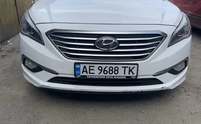 Hyundai Sonata: комфорт та драйв Hyundai Sonata: комфорт та драйв