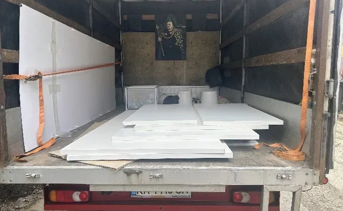 Вантажні перевезення. Швидка подача Вантажні перевезення. Швидка подача