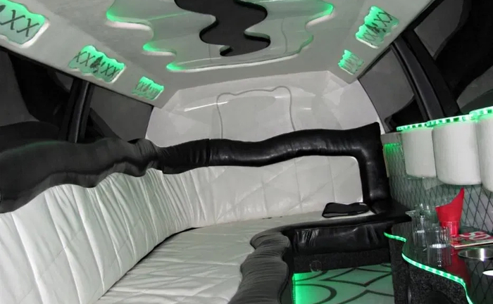 Незабываемая Поездка: Лимузин для Дня Рождения и Корпоративов и другого. Незабываемая Поездка: Лимузин для Дня Рождения и Корпоративов и другого.