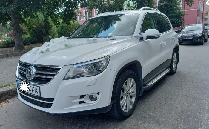 Авто, намиста, трансфер, авто на весілля, поїздки по Україні. Авто, намиста, трансфер, авто на весілля, поїздки по Україні.