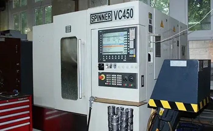Механічна обробка металу (3-х координатный станок Spinner VC 860, 450) Механічна обробка металу (3-х координатный станок Spinner VC 860, 450)