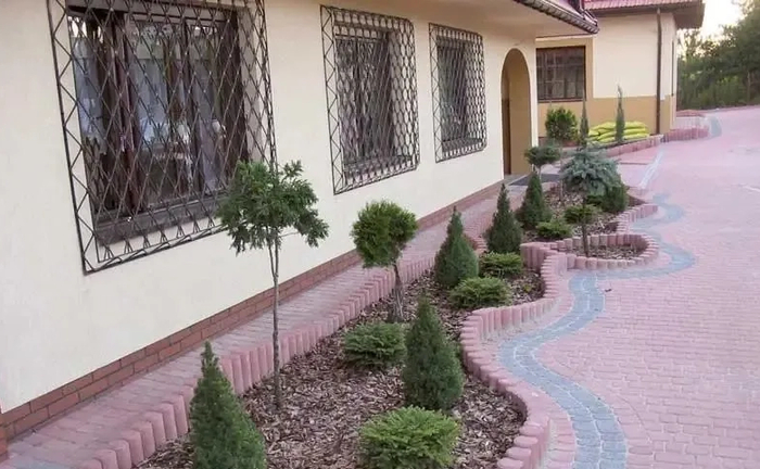 Професійне укладання тротуарної плитки