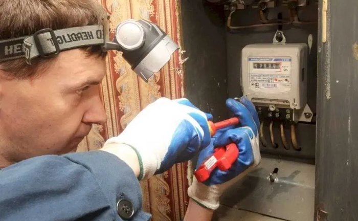 Аварійний виклик електрика. Послуги електрика в Запоріжжі! Всі райони! Аварійний виклик електрика. Послуги електрика в Запоріжжі! Всі райони!