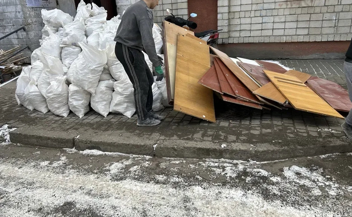 Вивіз Сміття (Будматеріали, Непотріб) ДЕШЕВО! КамАЗами та Самоскидами. Великий Об'єм! Вивіз Сміття (Будматеріали, Непотріб) ДЕШЕВО! КамАЗами та Самоскидами. Великий Об'єм!
