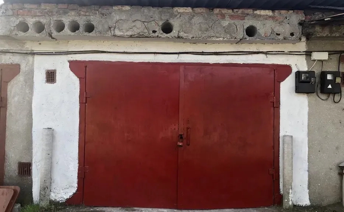 Гараж цегляний для авто або зберігання речей