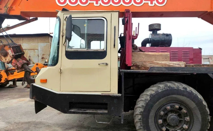 Автокран BUMAR. Автокран BUMAR.