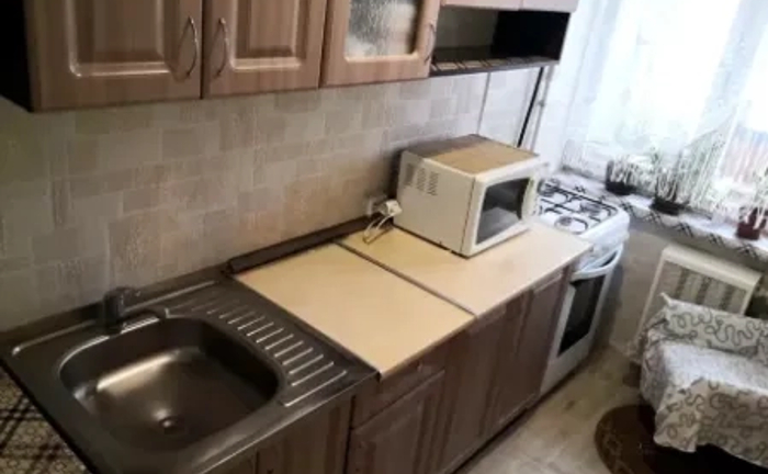 1 кімнатна, Березняки Тичини, без комісії. Метро Лівобережна, Осокорки 1 кімнатна, Березняки Тичини, без комісії. Метро Лівобережна, Осокорки