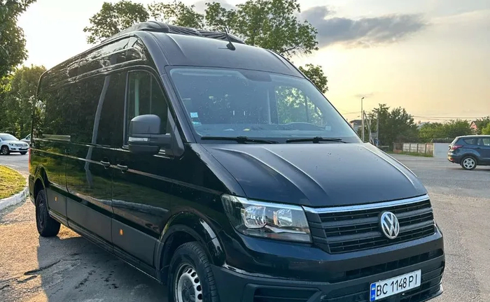 Мінівен Volkswagen Crafter 2019 р. - 8 пасажирських місць