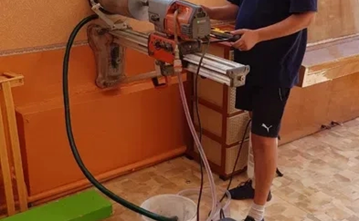 Алмазное бурение любой сложности, резка бетона железобетона , кирпича. Алмазное бурение любой сложности, резка бетона железобетона , кирпича.