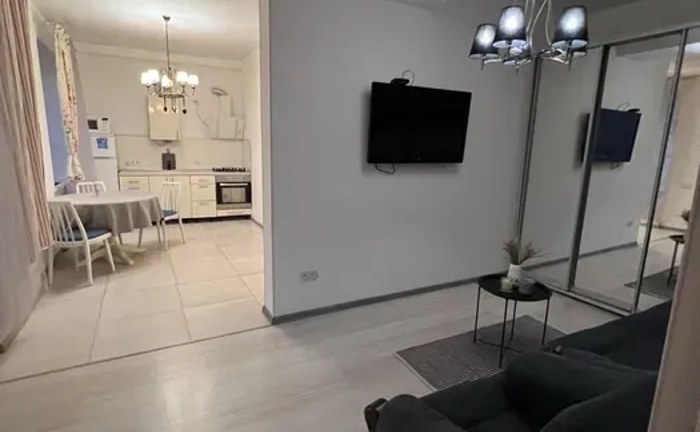 Квартира у самому центрі. Соборна Маріупольська Квартира у самому центрі. Соборна Маріупольська