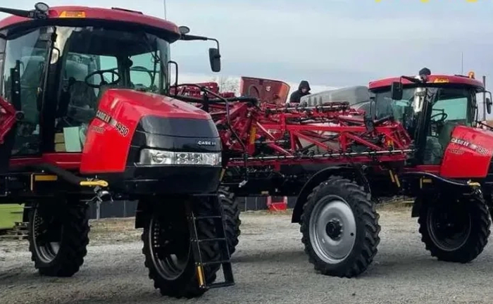 Самохідний обприскувач, внесення КАС, ЗЗР Самохідний обприскувач, внесення КАС, ЗЗР