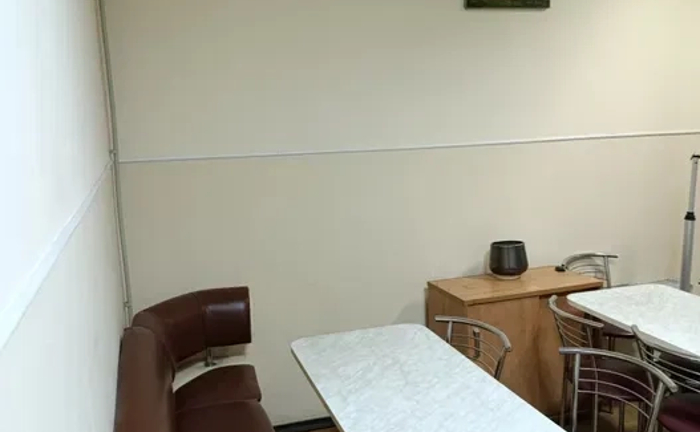 Пропонується нежитлове офісне приміщення 18,5 Пропонується нежитлове офісне приміщення 18,5