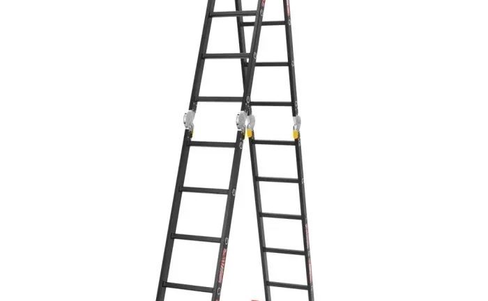 Драбина трансформер 5,85 м. Ступені з рифленою поверхнею. Драбина трансформер 5,85 м. Ступені з рифленою поверхнею.