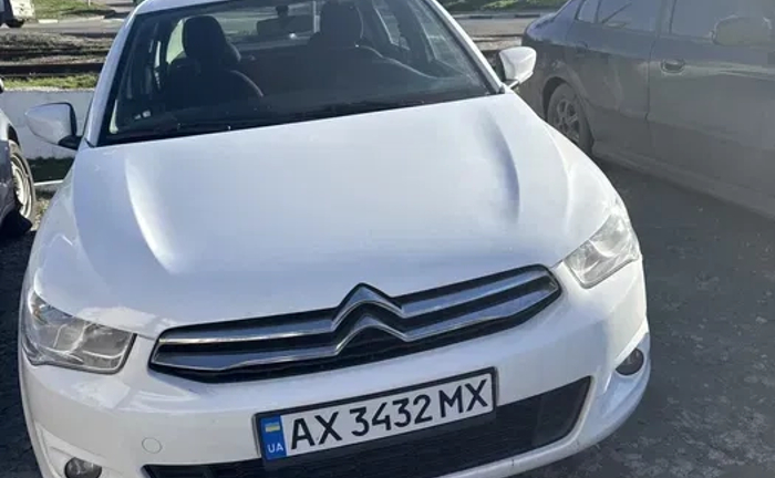 Автівки для таксі Автівки для таксі
