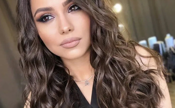 Макіяж Зачіски вечірні/весільні/курси Макіяж Зачіски вечірні/весільні/курси