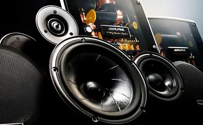 Установка автозвуку Сабвуфер Динаміки Магнітола Камера Парктронік