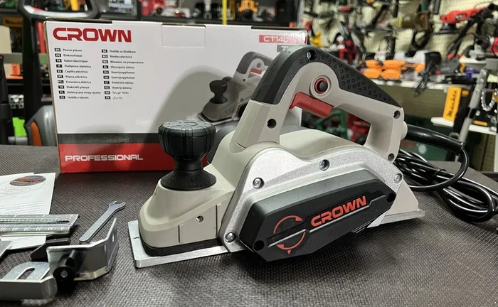 Рубанок електричний Електрорубанок Crown CT14019X 710 Вт 16 000 об