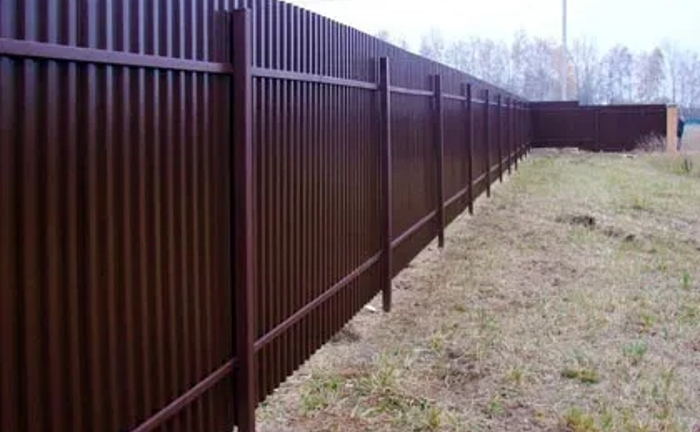 Паркани із профнастилу. Монтаж установок під ключ. Паркани із профнастилу. Монтаж установок під ключ.