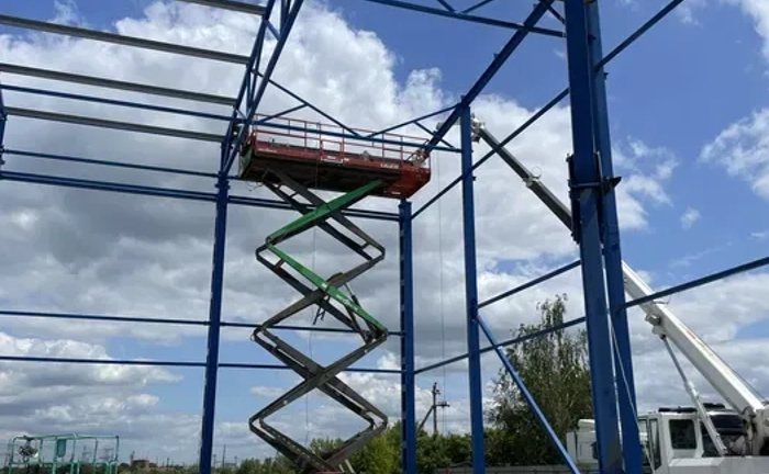 Підйомникі ножничні , колінчасті Niftylift Skyjack Підйомникі ножничні , колінчасті Niftylift Skyjack