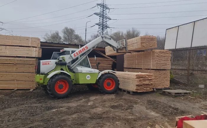 Телескопічний навантажувача Телескопічний навантажувача