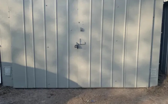 Капітальний гараж із великим підвалом