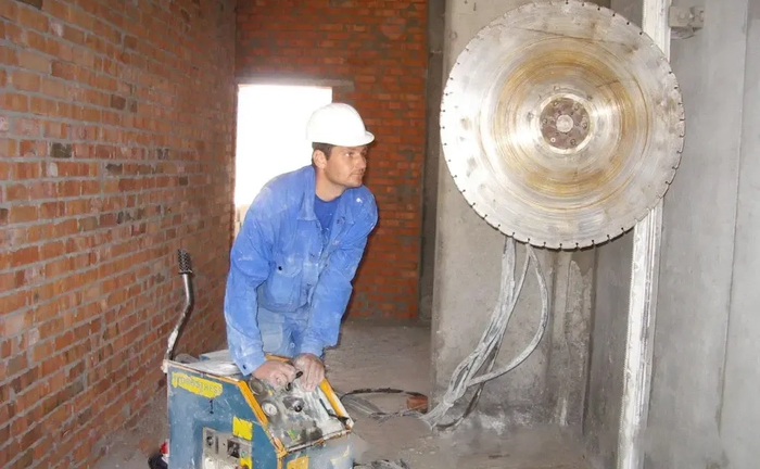 Різання залізобетонних конструкцій Різання залізобетонних конструкцій