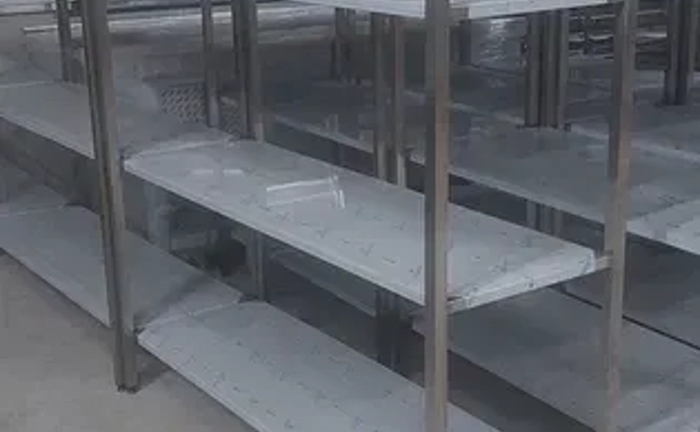 Виробничі меблі із нержавіючої сталі. Обладнання для HoReCa. Для дому. Виробничі меблі із нержавіючої сталі. Обладнання для HoReCa. Для дому.