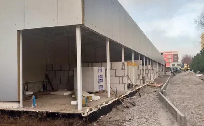 Будівництво мафи, ларьки, магазини, склади, ангари.